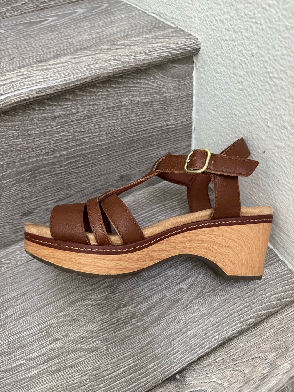 Clarks Brown Nautical Leather T-Strap Comfort Wedge Sandals Beachy Old Money - Picture 2 of 11